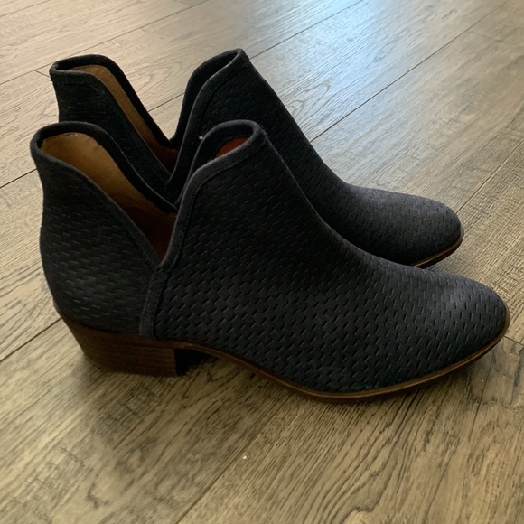 Lucky Brand Women's Baley Ankle Boot Sz 9.5M - Picture 3 of 10